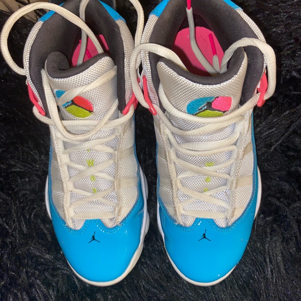 Authentic Jordan for girls size 3 girls